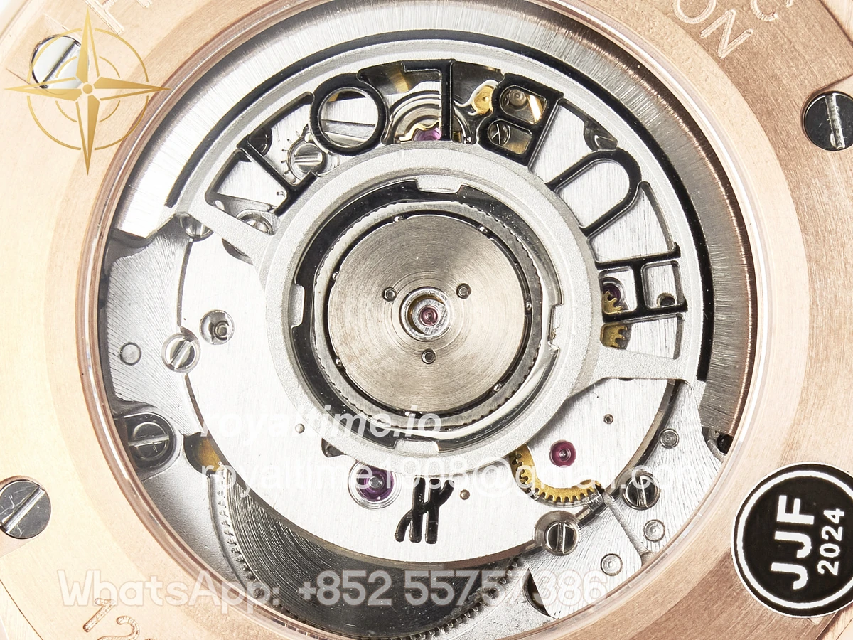 Hublot Classic Fusion 42mm RG JJF Black Dial on Black Gummy Leather Strap - Image 18