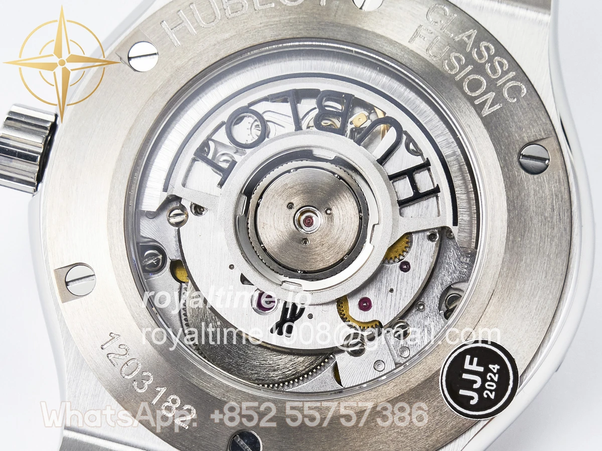 Hublot Classic Fusion 42mm SS JJF Gray Dial on Black Gummy Leather Strap - Image 18