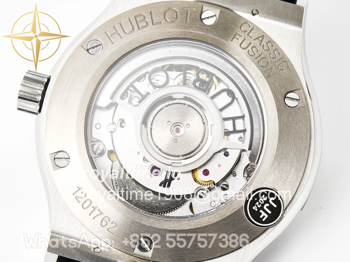 Hublot Classic Fusion 42mm SS JJF Green Dial on Green Gummy Leather Strap - Image 18