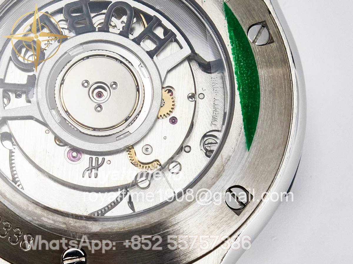 Hublot Classic Fusion Bang 42mm HBF Gray Dial on Gray Leather Strap A2892 - Image 18