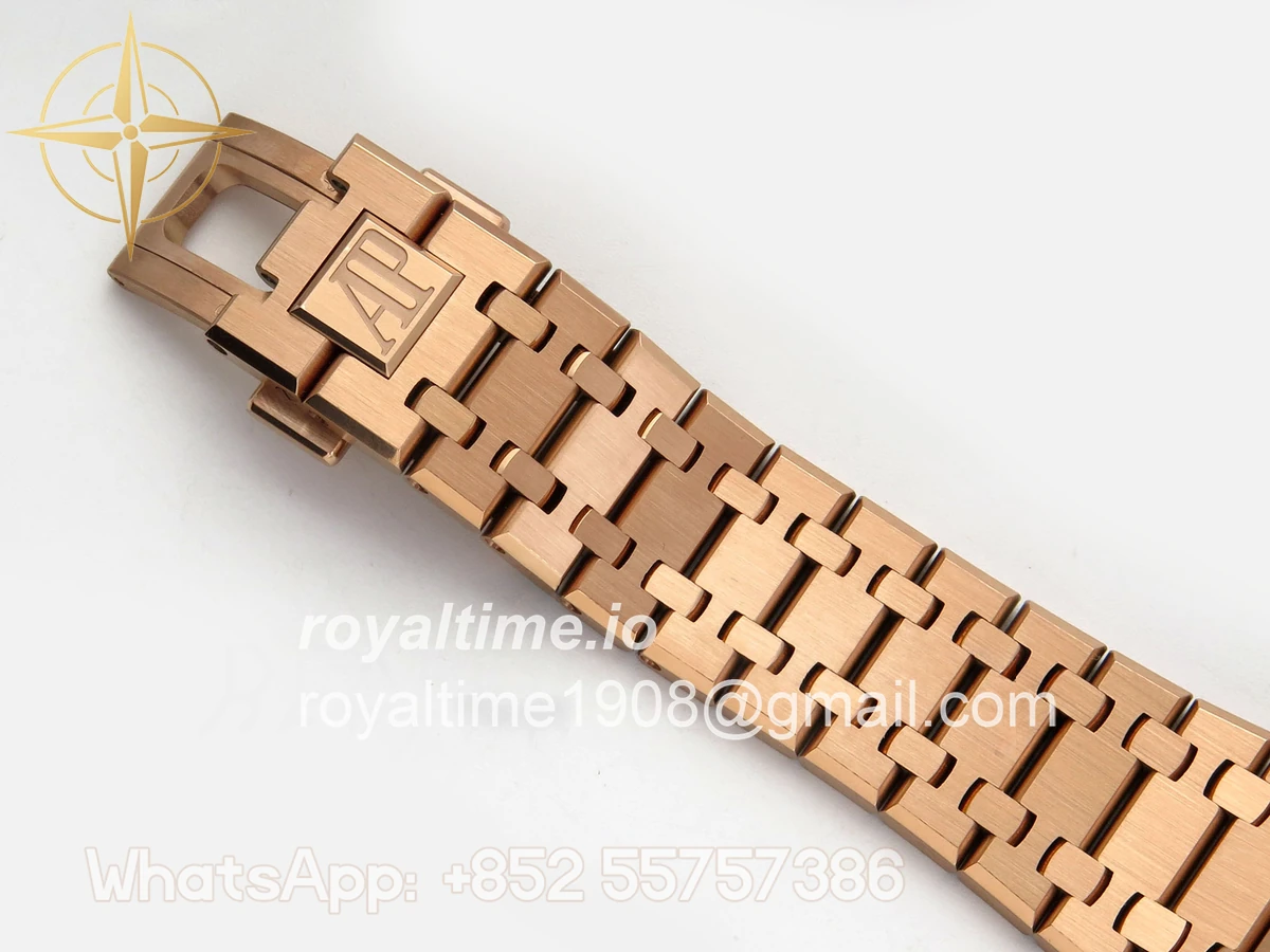 Audemars Piguet Royal Oak Chrono 26331 RG APSF Blue/RG Dial on RG Bracelet A2385 - Image 18