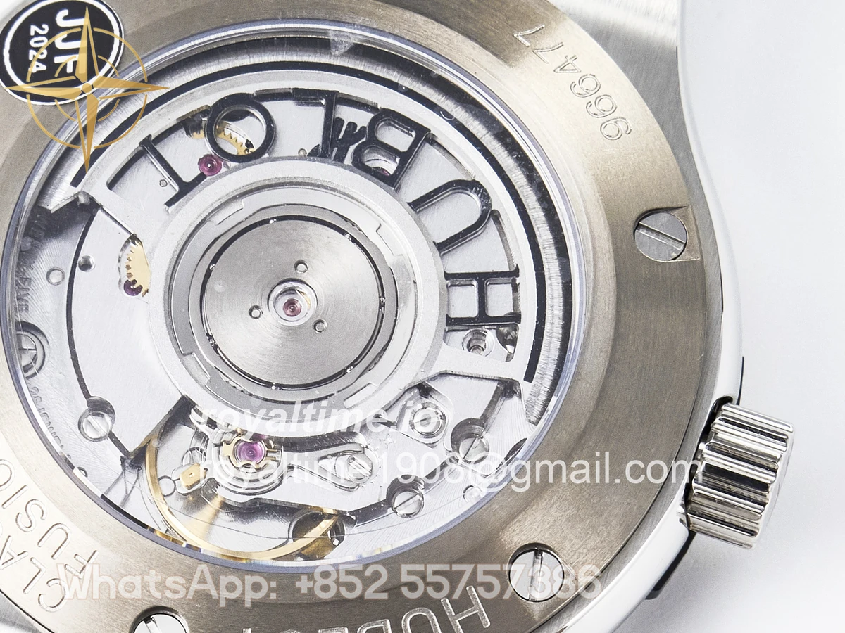 Hublot Classic Fusion 38mm SS JJF Gray Dial on Black Gummy Leather Strap - Image 19