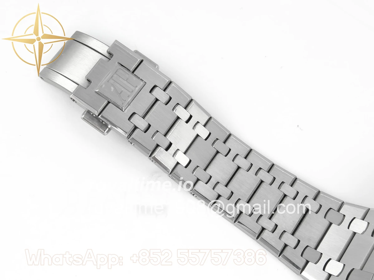 Audemars Piguet Royal Oak Chrono 26240 SS APSF Silver Dial on SS Bracelet SA4401 V2 (Free Sprung) - Image 19