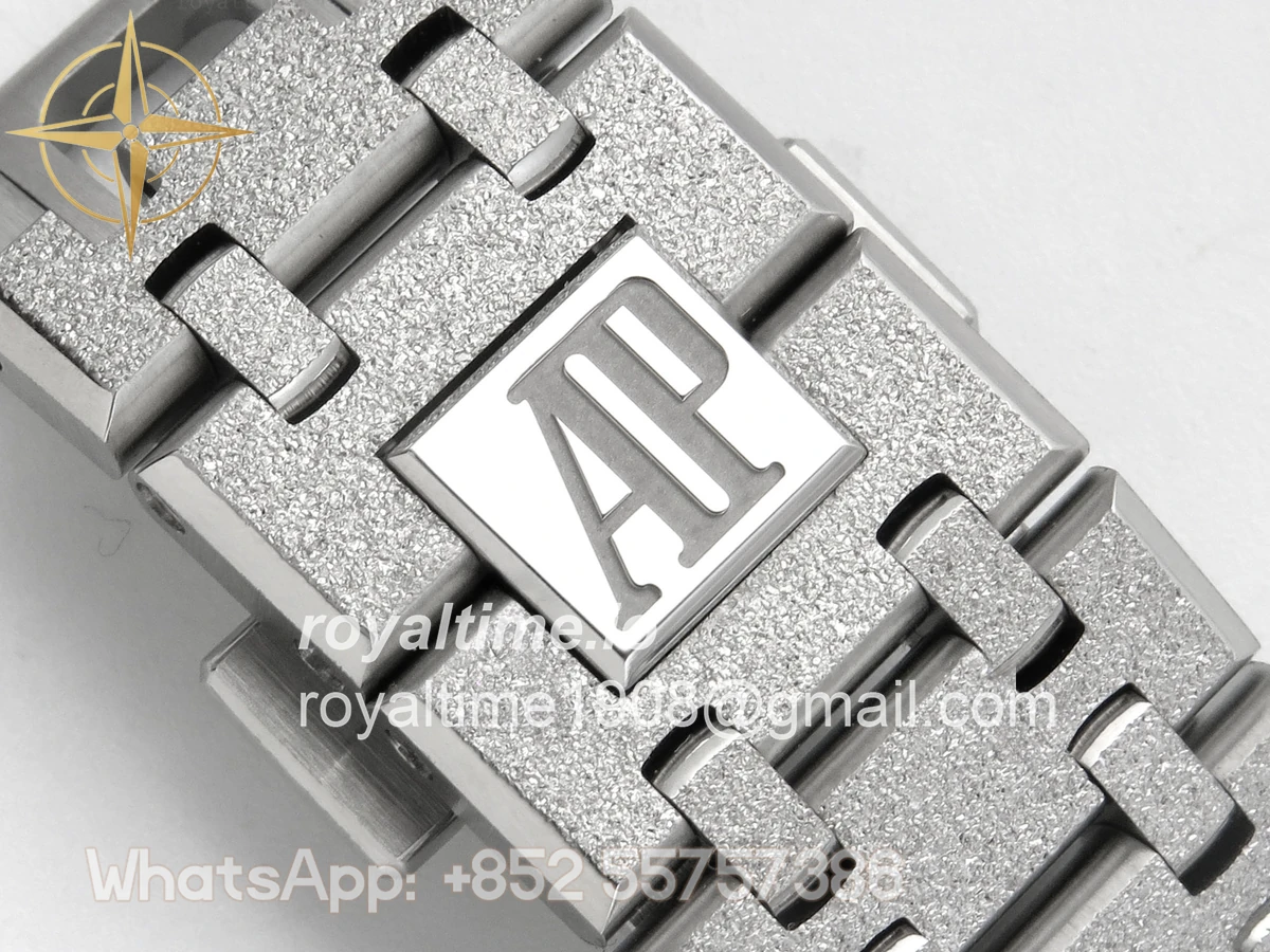 Audemars Piguet Royal Oak Chrono 26331 Frosted SS APSF Blue/White Dial on Bracelet A2385 - Image 19