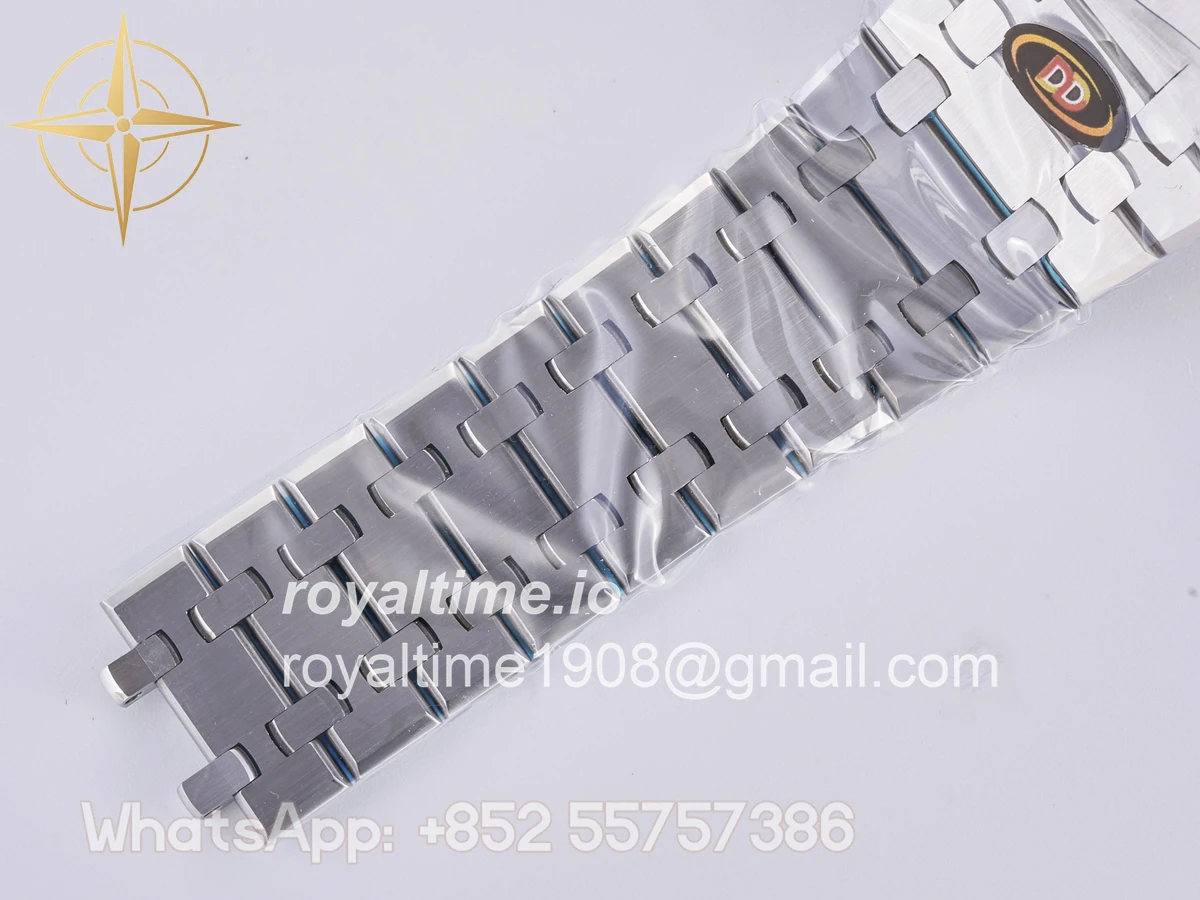 Audemars Piguet Royal Oak Chrono 26240 SS DDF Blue Dial on SS Bracelet DD4401 (50th Anniversary) - Image 21