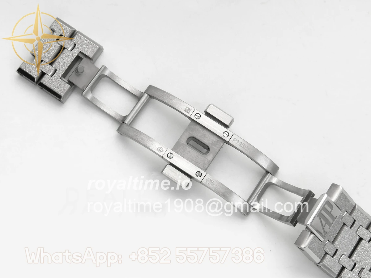 Audemars Piguet Royal Oak Chrono 26331 Frosted SS APSF Blue/White Dial on Bracelet A2385 - Image 21