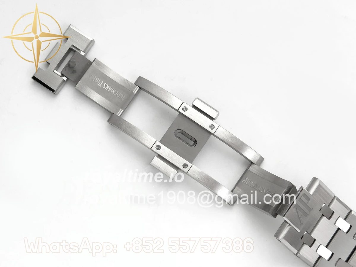 Audemars Piguet Royal Oak Chrono 26240 SS DDF Blue Dial on SS Bracelet DD4401 (SW Dial) V2 - Image 22