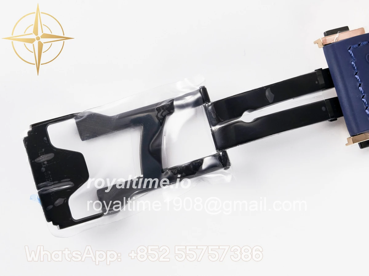 Hublot Classic Fusion 42mm RG JJF Blue Dial on Blue Gummy Leather Strap - Image 23