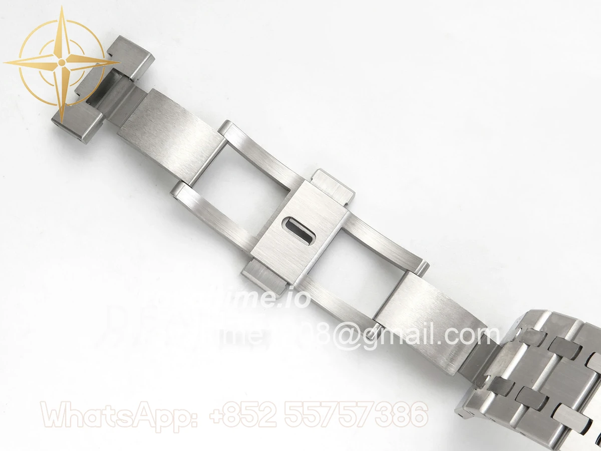 Audemars Piguet Royal Oak Chrono 26240 SS DDF Blue Dial on SS Bracelet DD4401 (SW Dial) V2 - Image 23