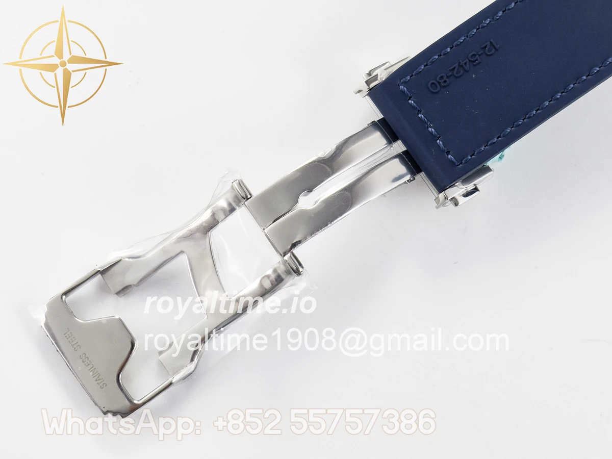 Hublot Classic Fusion 42mm SS JJF Blue Dial on Blue Gummy Leather Strap - Image 24