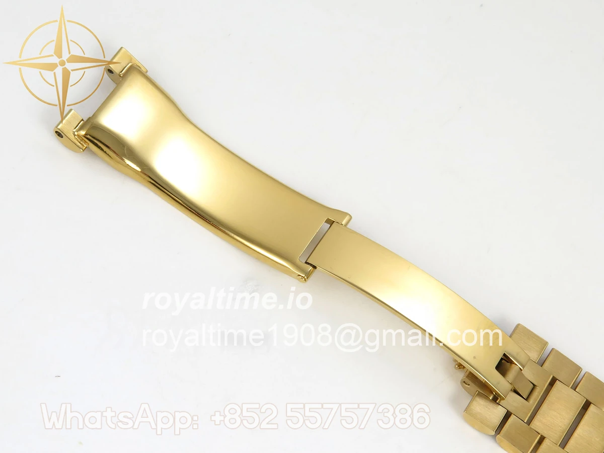 Rolex Day Date 40 YG 228238 QF Silver Roman Dial on President Bracelet VR3255 V8 (190g) - Image 26