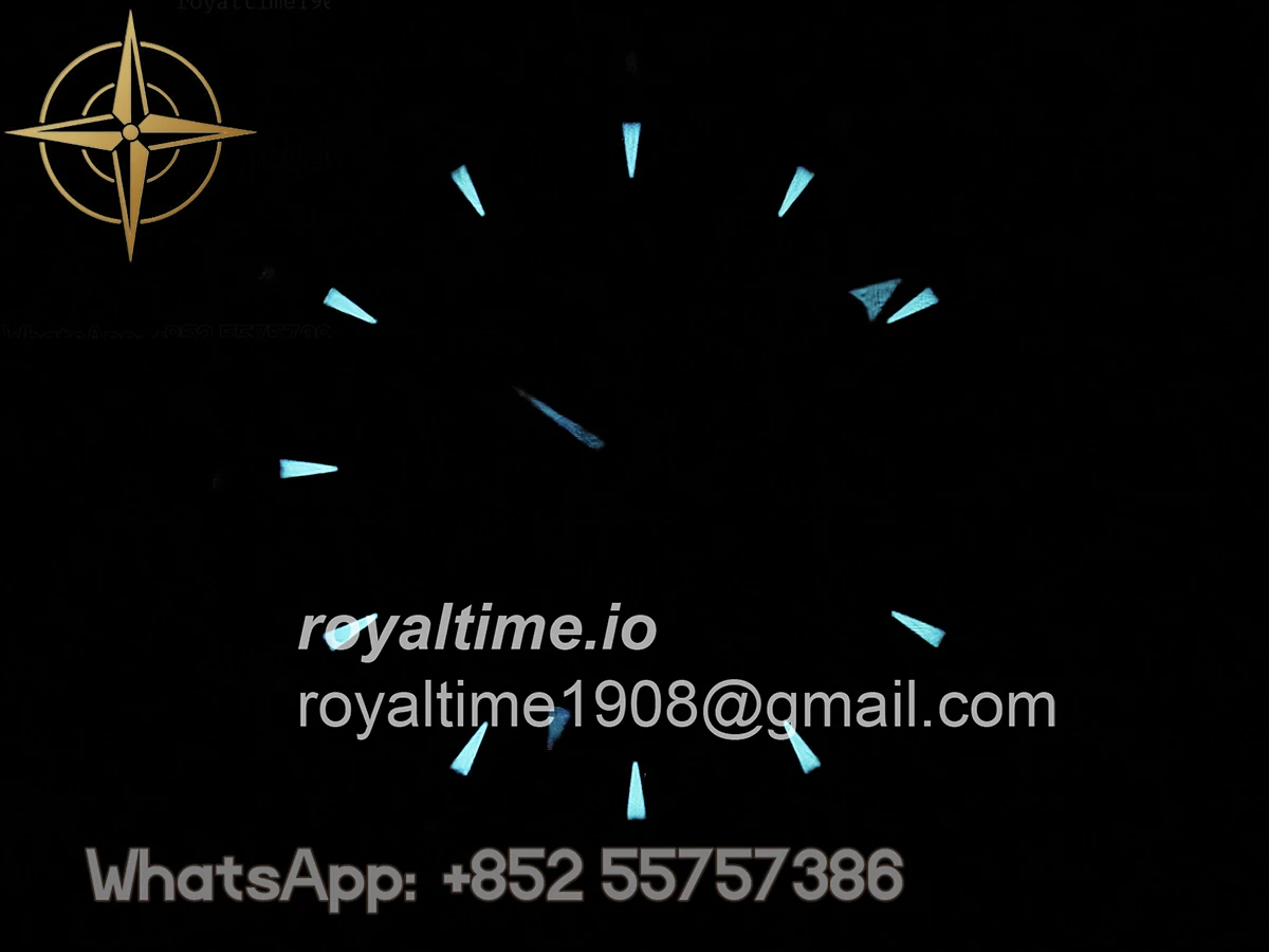 Omega Aqua Terra 150M SS VSF Silver Polka Dots Dial on SS Bracelet A8500 - Image 30