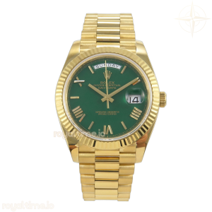 DayDate 40 YG QF 904L Steel Green Roman Dial on President Bracelet VR3255 V8 (Gain Weight)